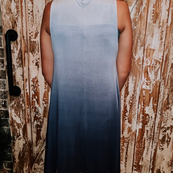 *LAST ONE SMALL* Ombré dress - Picture 2 of 3